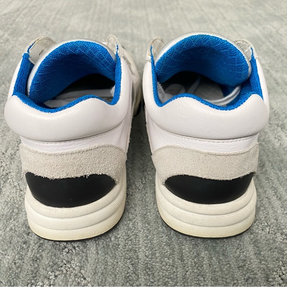 Chanel Sneaker - Picture 2 of 7